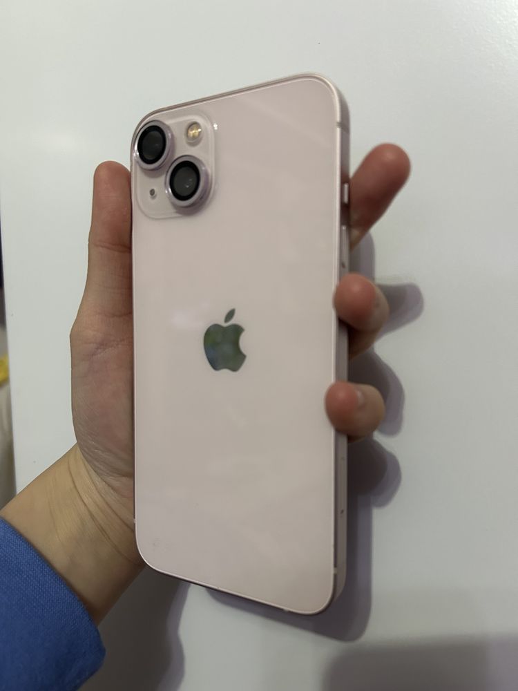 Iphone 13 розовый цвет