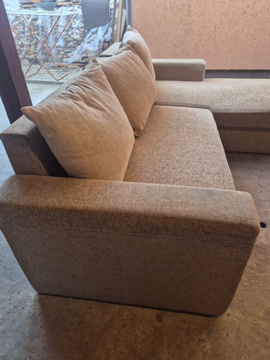 Canapea extensibila forma L, 2.3m Lx 1.7 l x 0.8h, stare exceptionala.