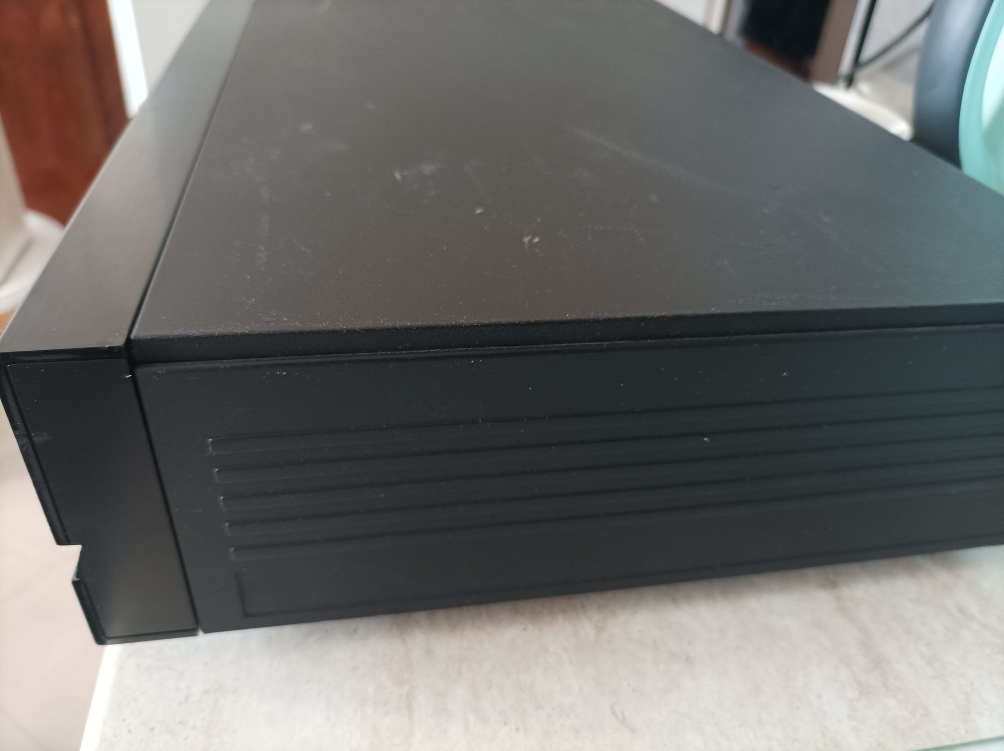 Продавам cd player CD 604 и тунер FT650 на Phillips