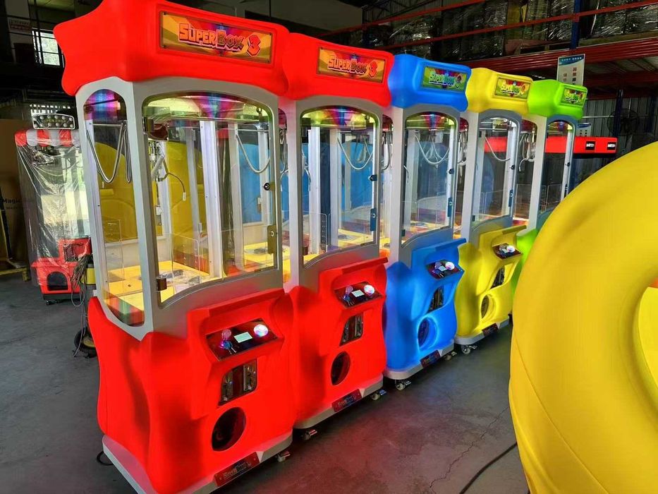 Кран машина за плюшени играчки