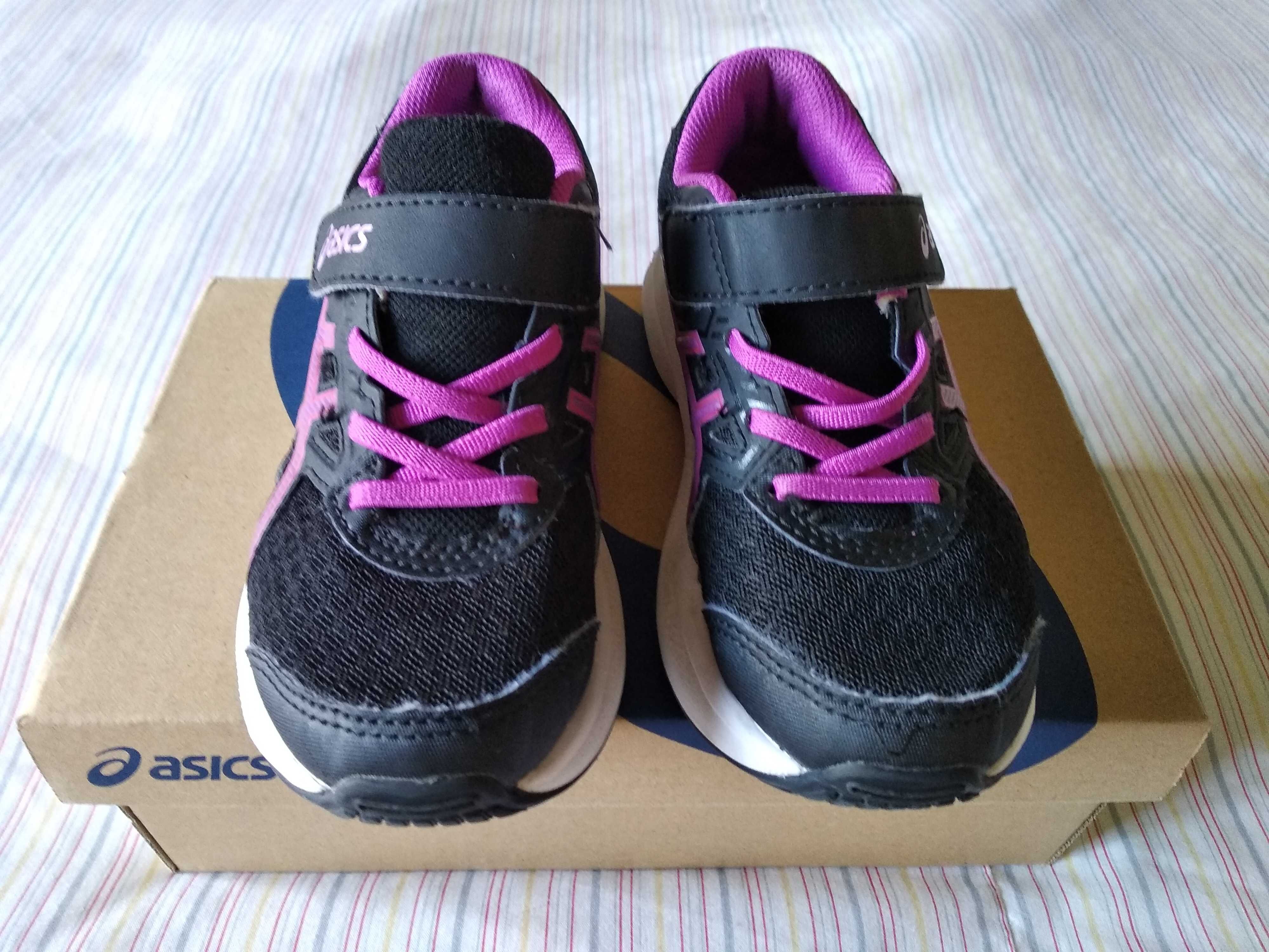 Pantofi sport Asics, marimea 31.5