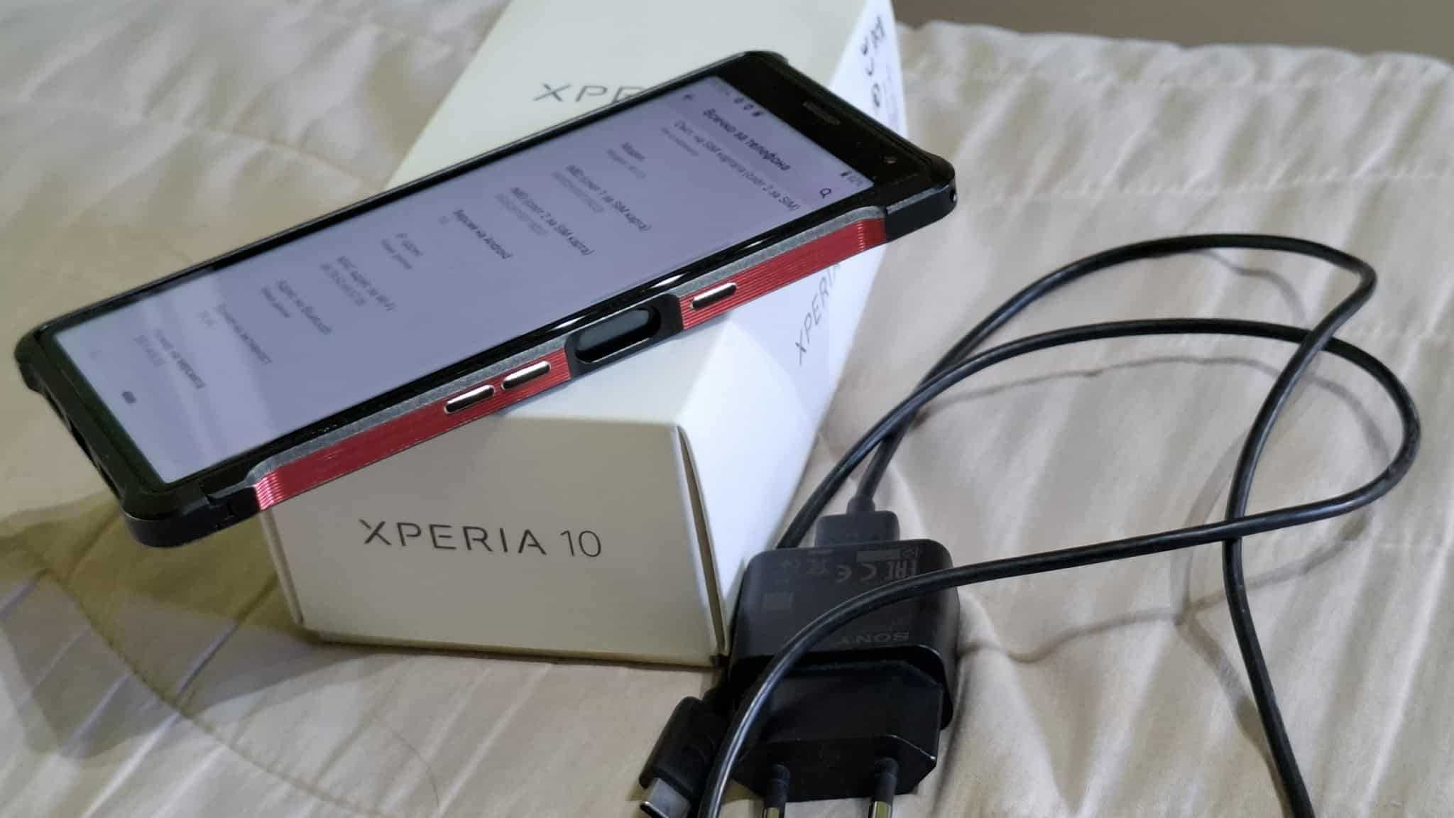 Продавам Sony Xperia 10