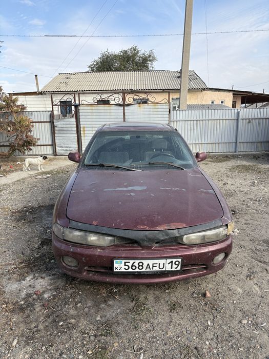 Mitsubishi Galant