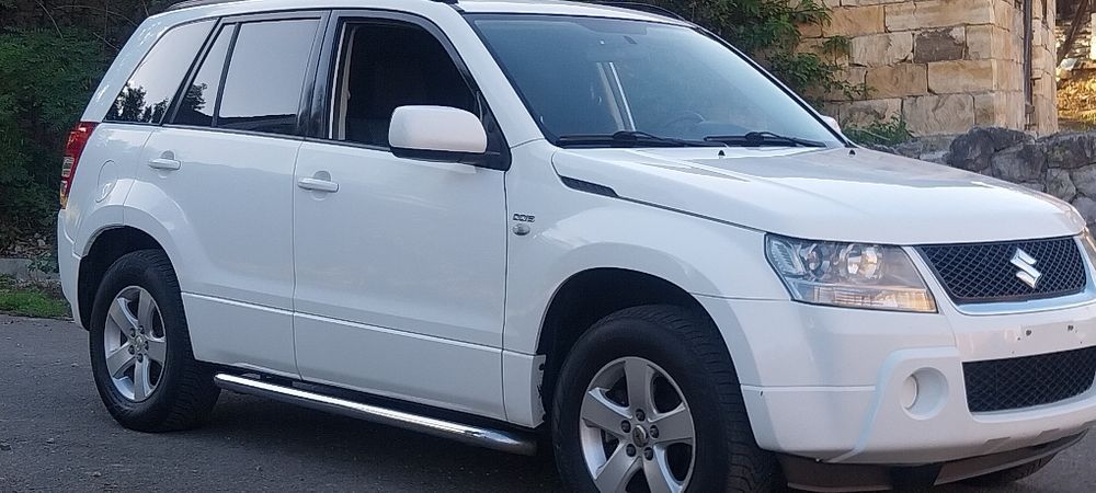 Suzuki grand vitara 1.9 Diesel Ddis 4x4 Cutie de viteze manuală.