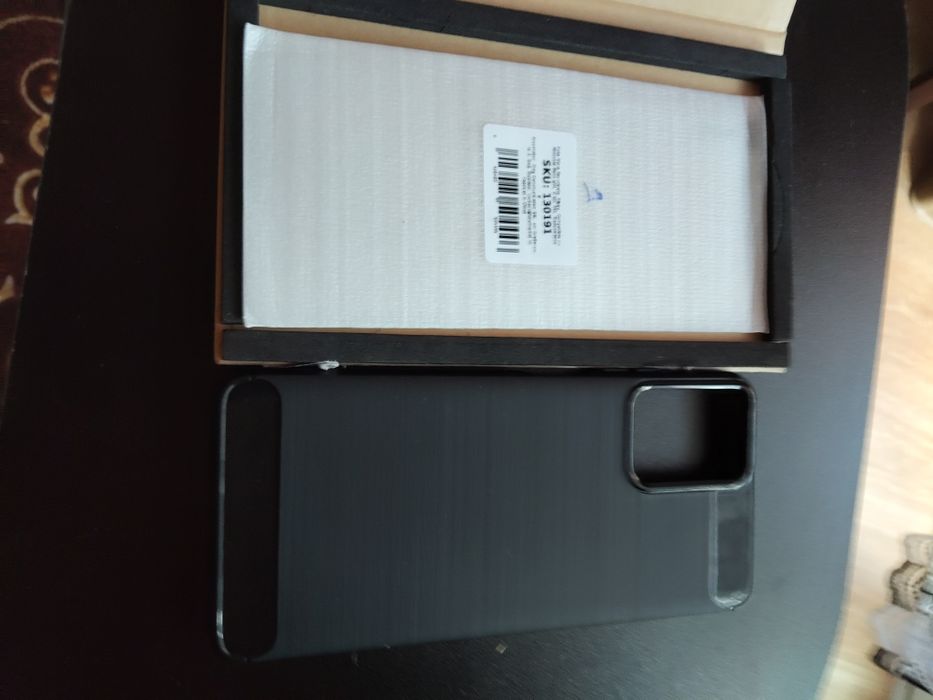 Husă și folie noi pentru Motorola G 04