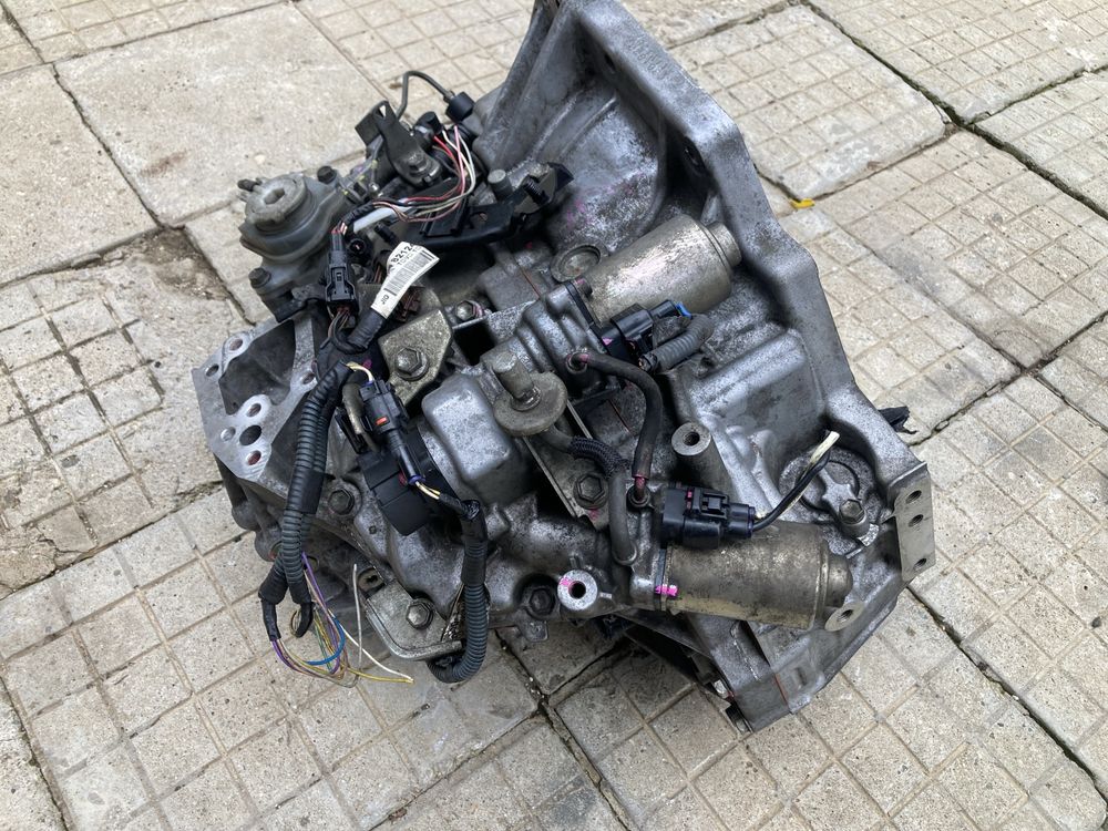 Автоматична скоростна кутия за тойота/Toyota 1.4D4D 90кс 09-12г