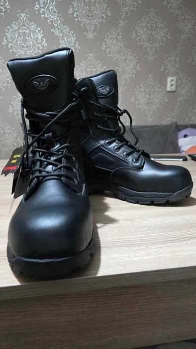 Кубинки TUFFKING работни с метално бомбе – устойчиви и издръжливи