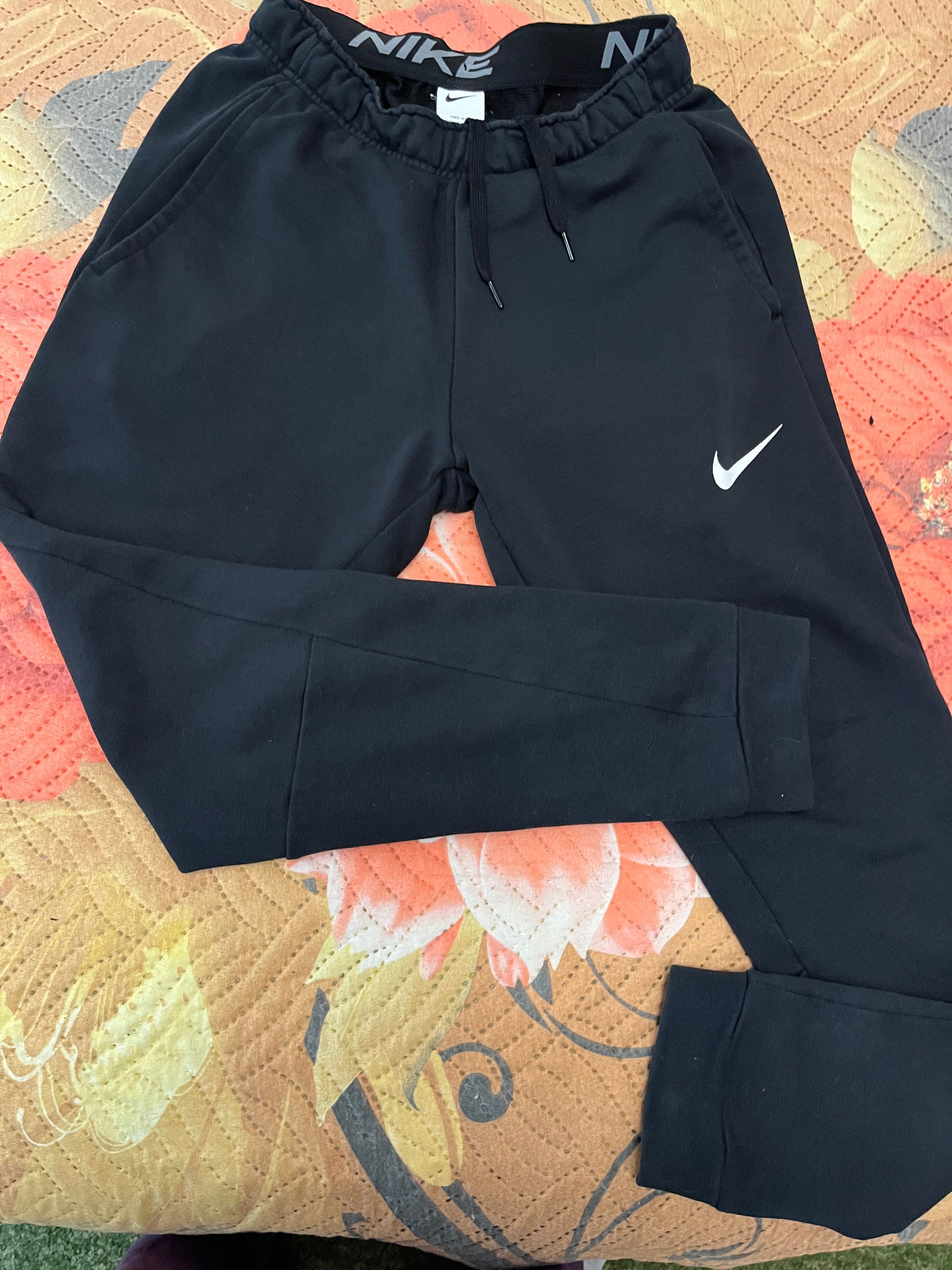 Долнище Nike S размер