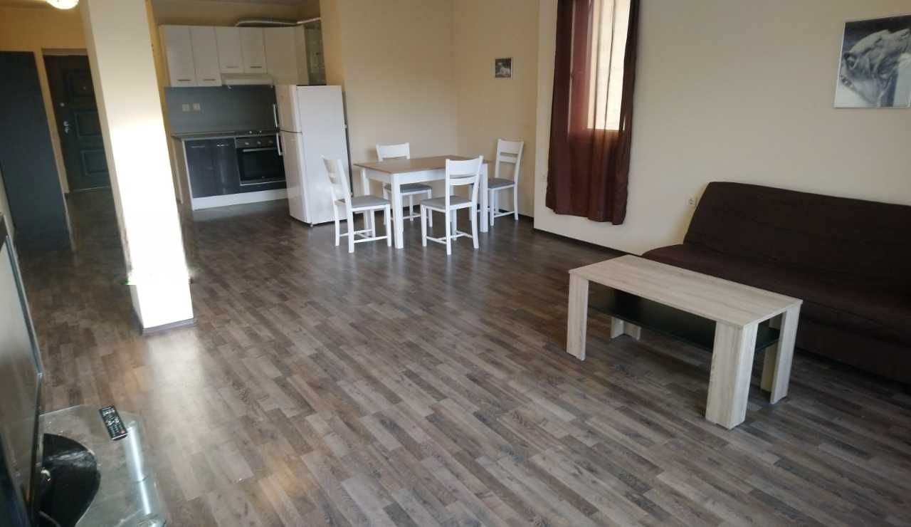 Дава се под наем Двустаен апартамент в София, Младост 4 - 90 кв.м за 612 € - Снимка #3