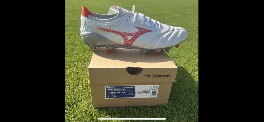 Оригинални футболни обувки Mizuno