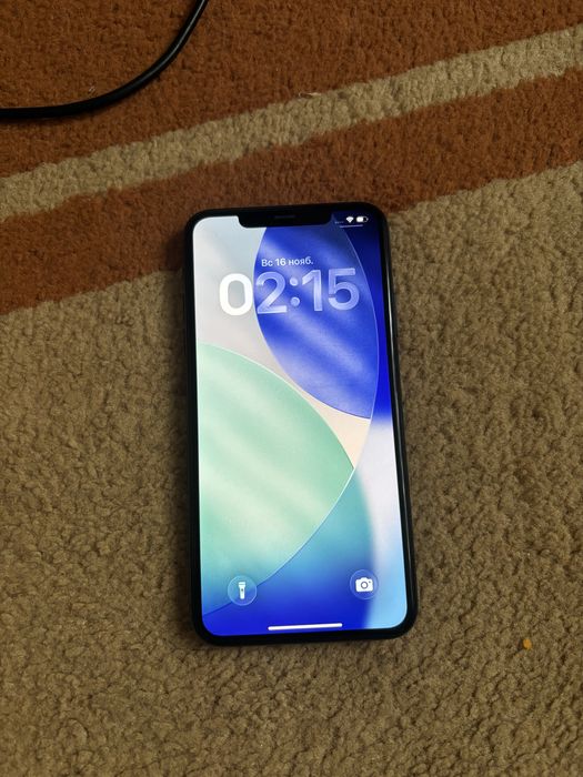 Продам айфон  11