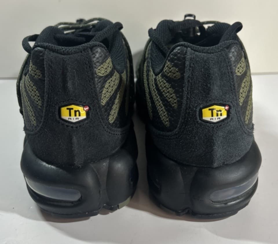 Чисто нови Nike Air Max Plus Utility
