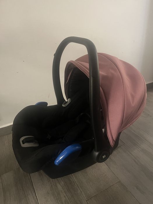 Кошница за кола за новородено Kikka boo