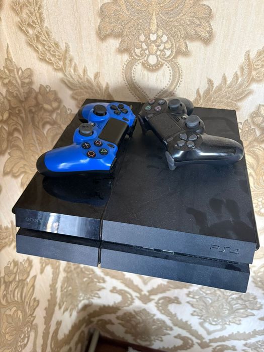 PS4 PlayStation 4