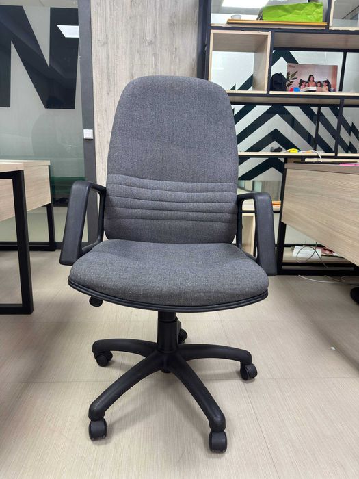 Офисные кресла Б/У для персонала H307 офисное, ткань серый