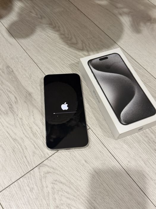 Iphone 15 pro Max 256 white titanium