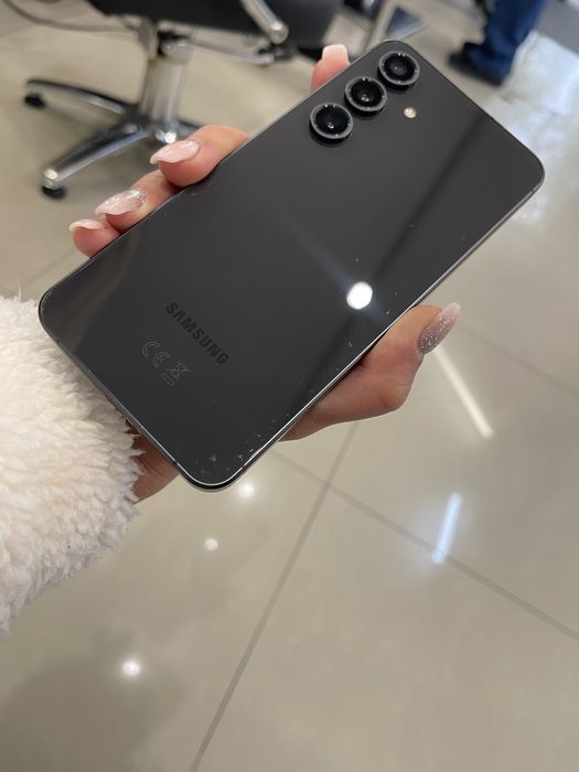 Samsung Galaxy S 24 FE