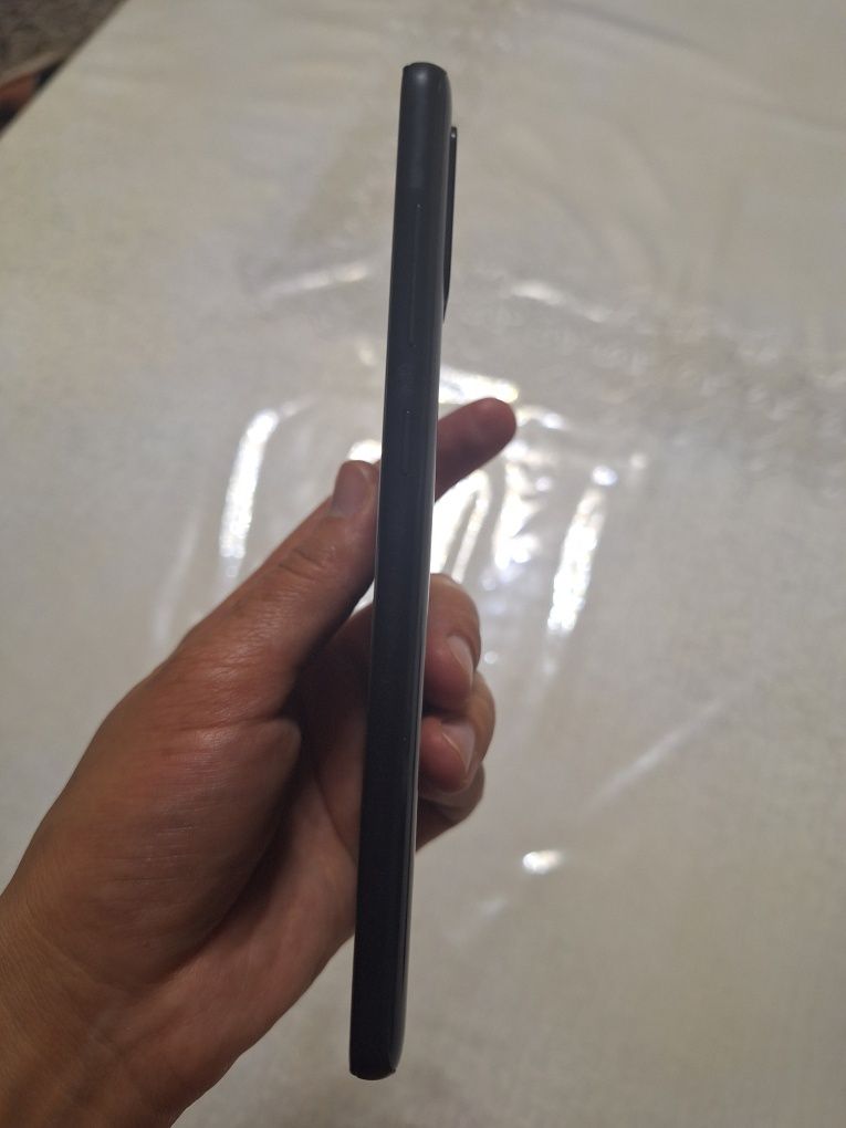 Samsung A21s xotirasi 32GB