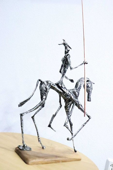 Sculptura otel DON QUIHOTTE , Razvan Ghita metal sculptor.IDEE Cadou