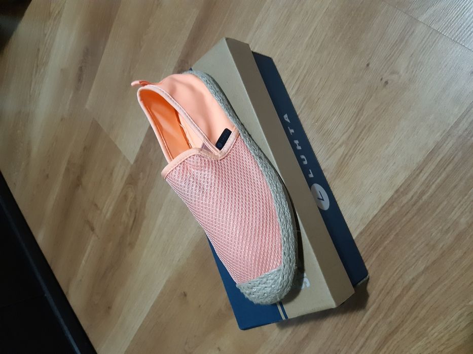 Espadrile noi mărimea 40