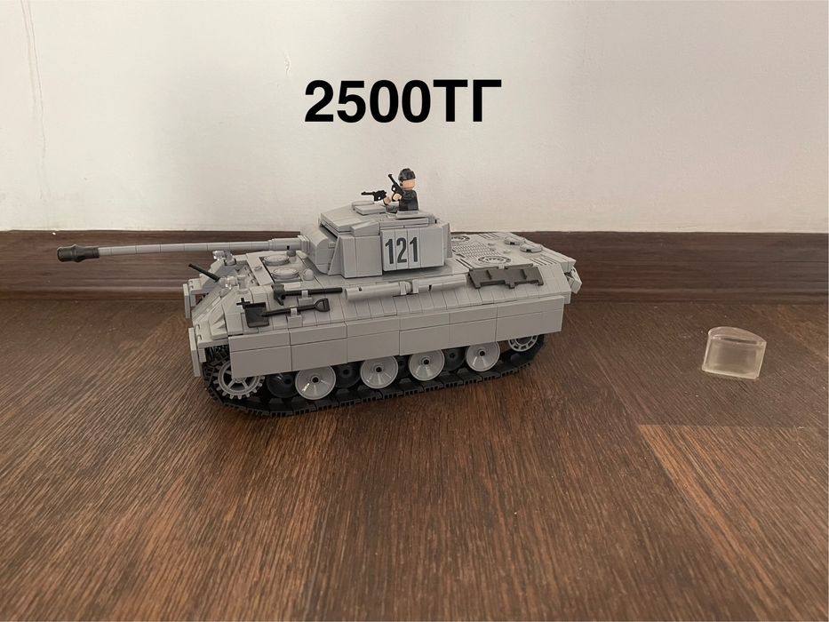 Собранный лего конструктор(листайте дальше там еще есть другие)