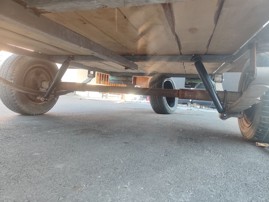 Прицеп коневозка