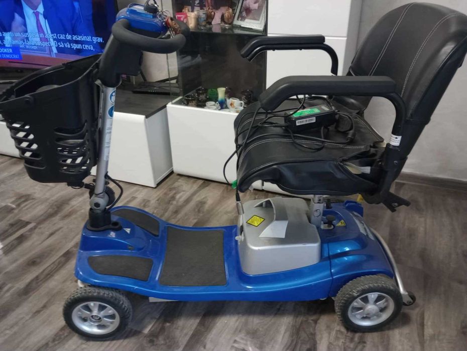 Scuter mobil pentru persoanele cu dizabilitati
