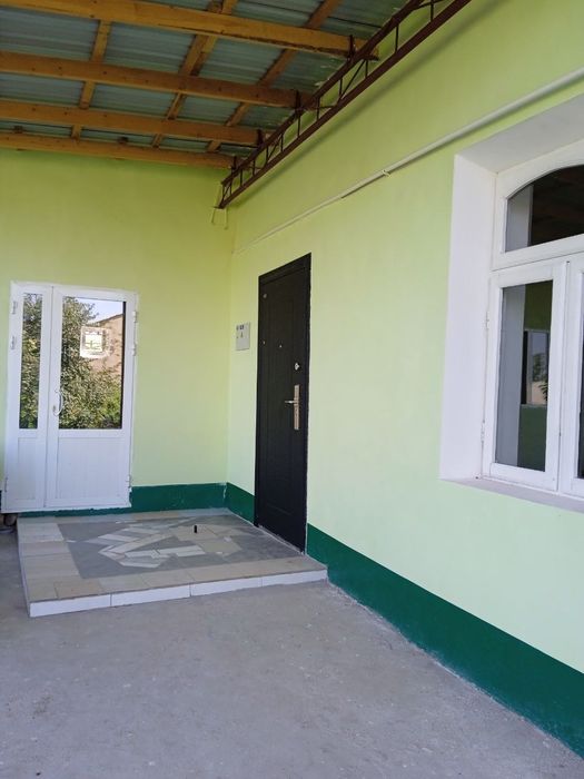 Кибрай тумани Жамбул м.ф.й да 4хона,20 сотиг хонадон сотилади