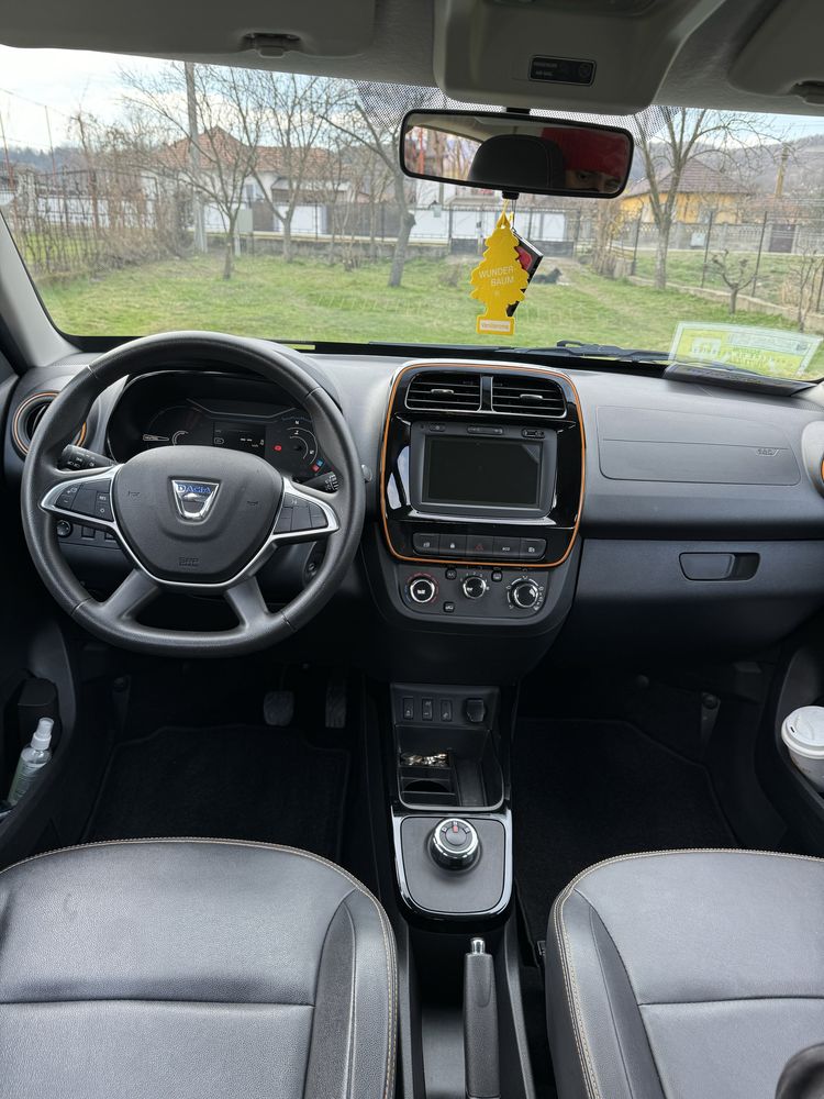 Dacia Spring + STATIE INCARCARE 7kw