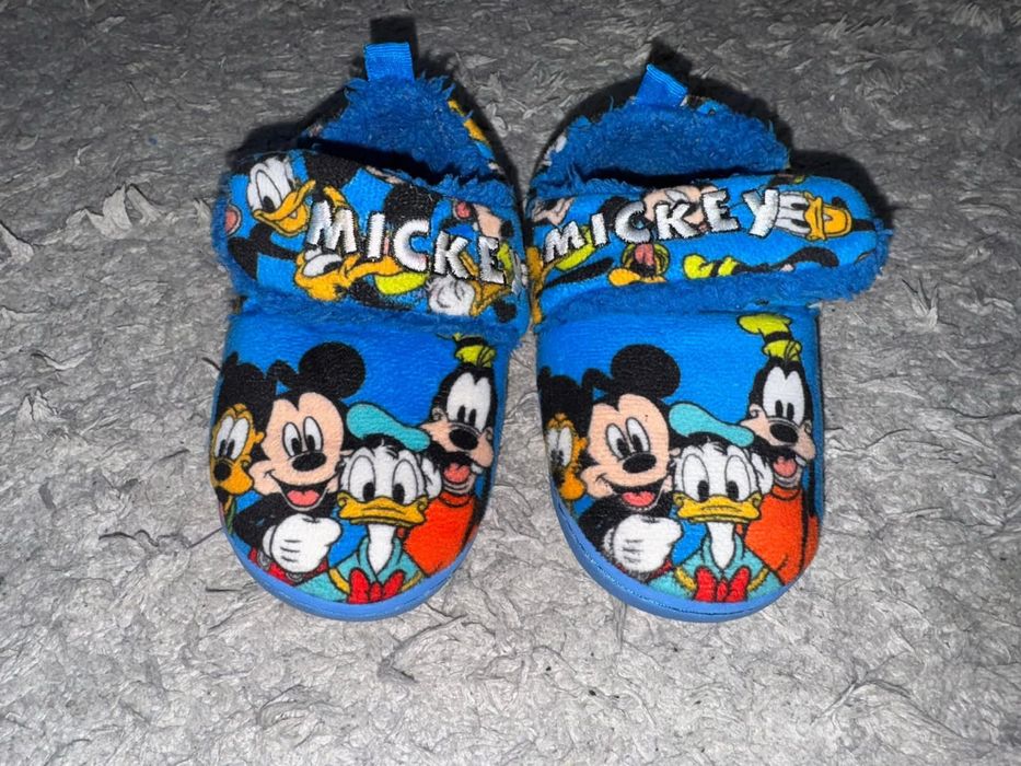Papuci Disney de casa