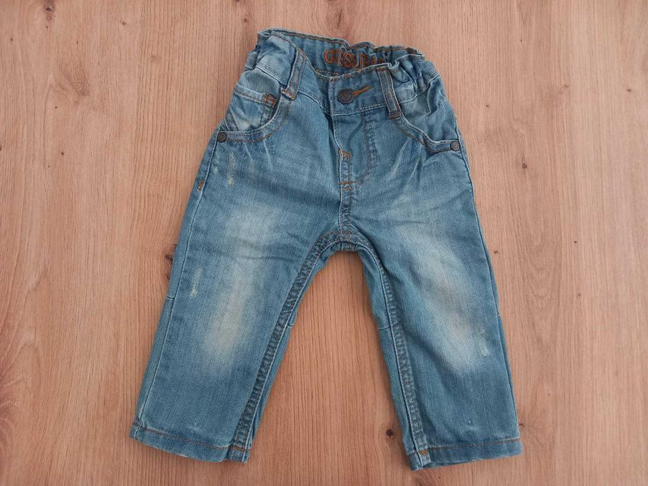 Бебешки дънки Guess