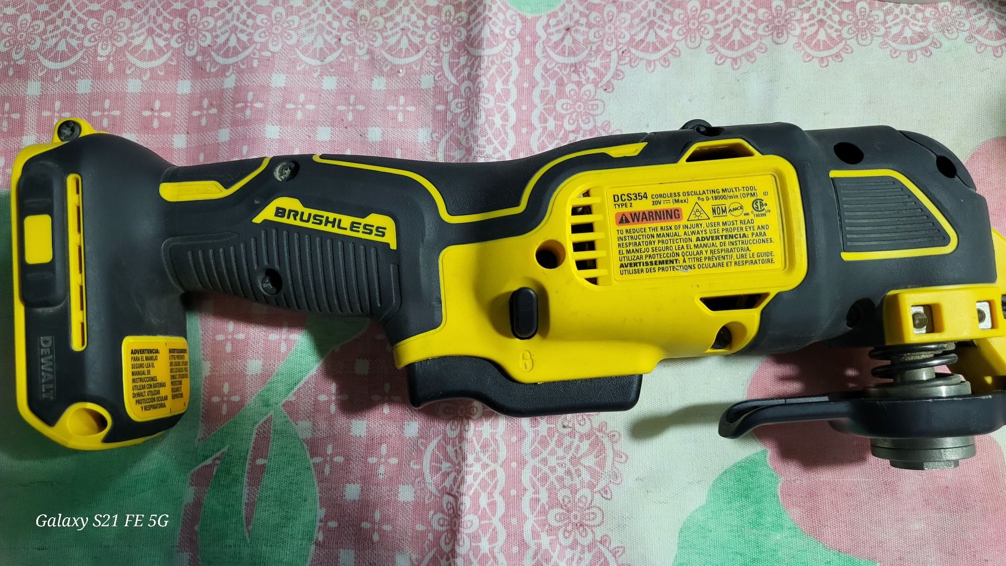 Реноватор мултитул DEWALT