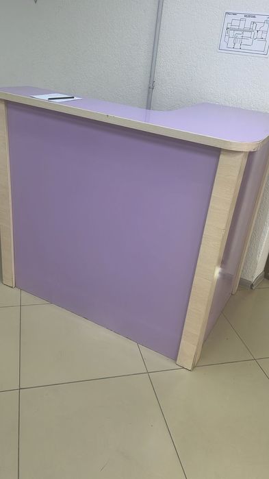 ресепшн стол для ресепшна