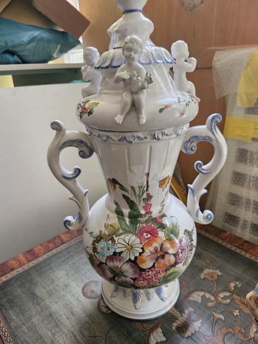 Италианска порцеланова ваза каподимонте