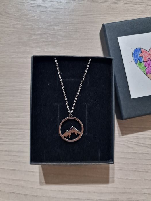 Цепочка горы новая