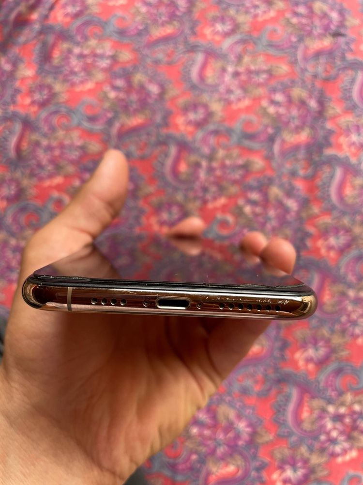 Iphone Xs Max sotiladi
