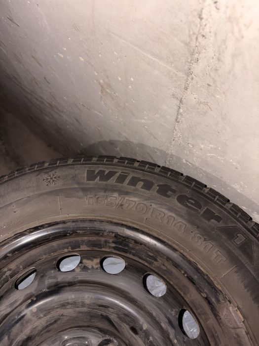 Rotii cu anvelope de Iarna R 14