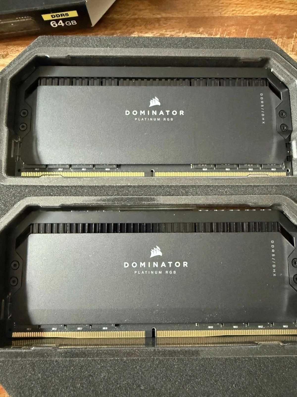 Рам памет Corsair Dominator Platinum RGB 2x32GB 64GB 5600MHZ DDR5