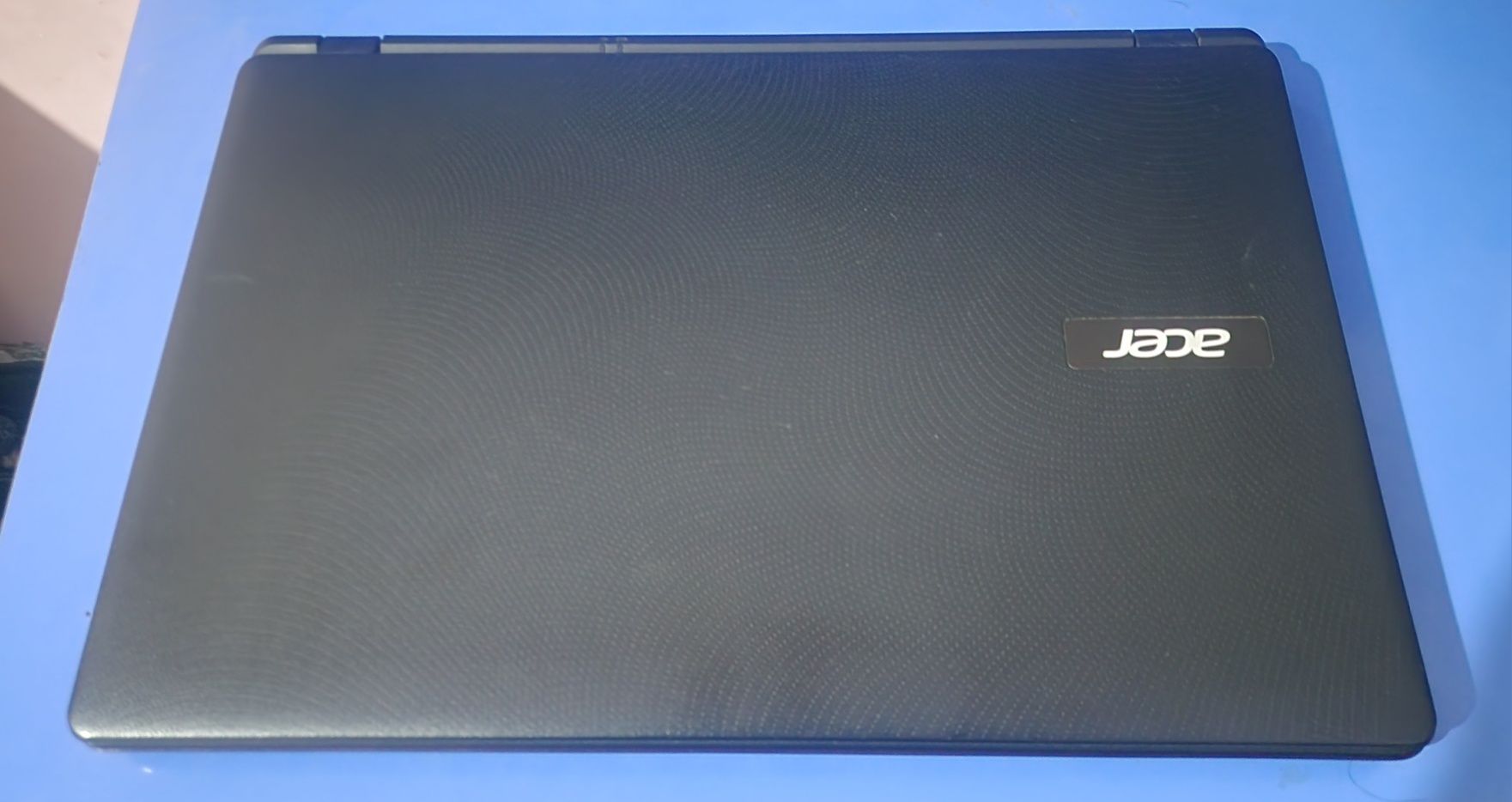 Acer kamputer offis uchun juda zor