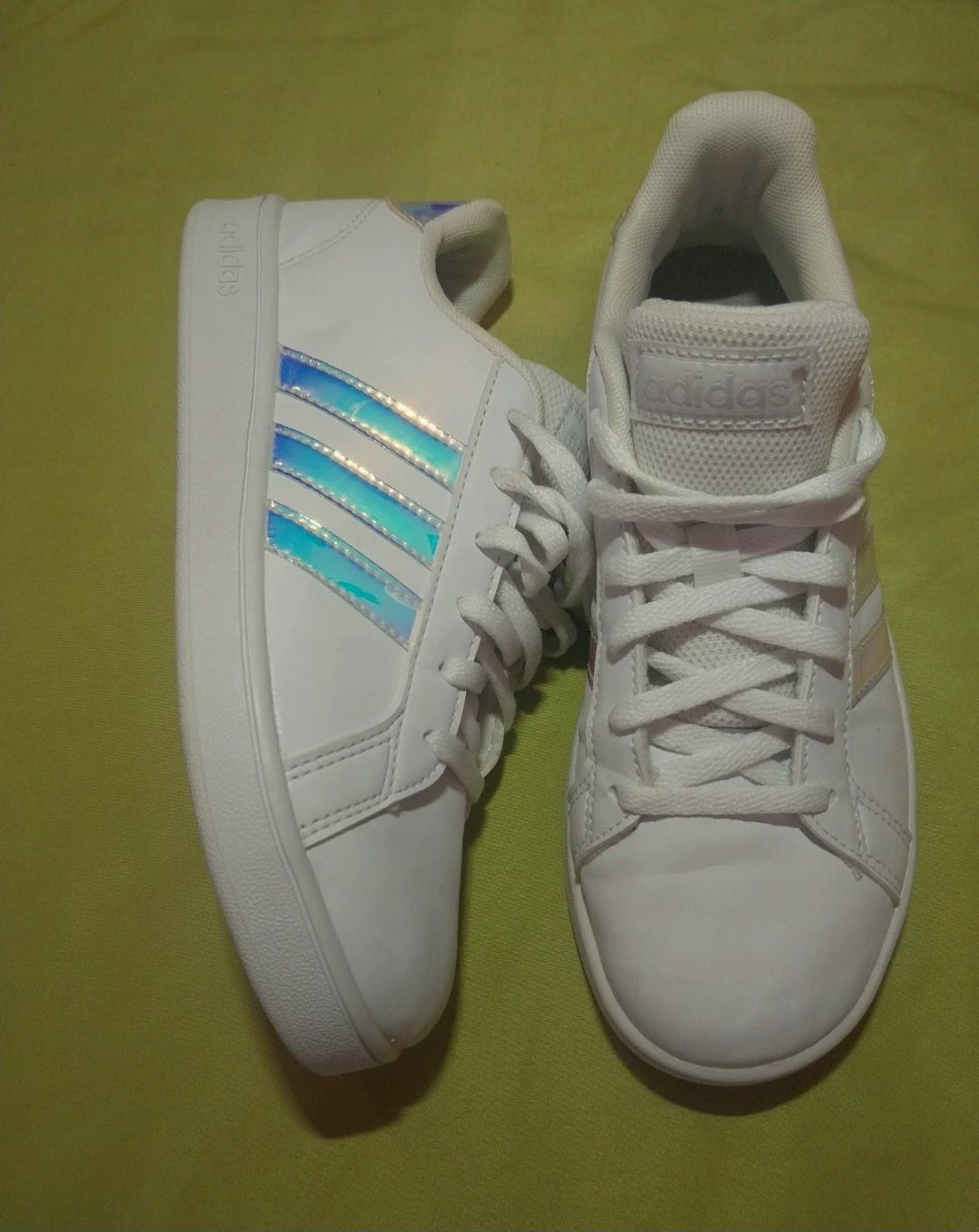 Adidasi adidas copii