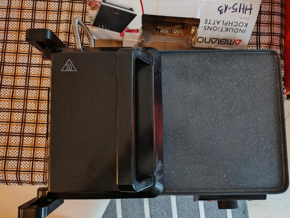 Силен, здрав, електрически грил скара Heinner 2000W