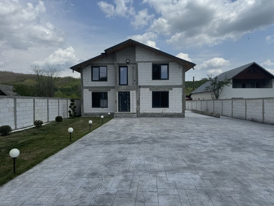 Vand casa 80% finalizata ! Proprietar !