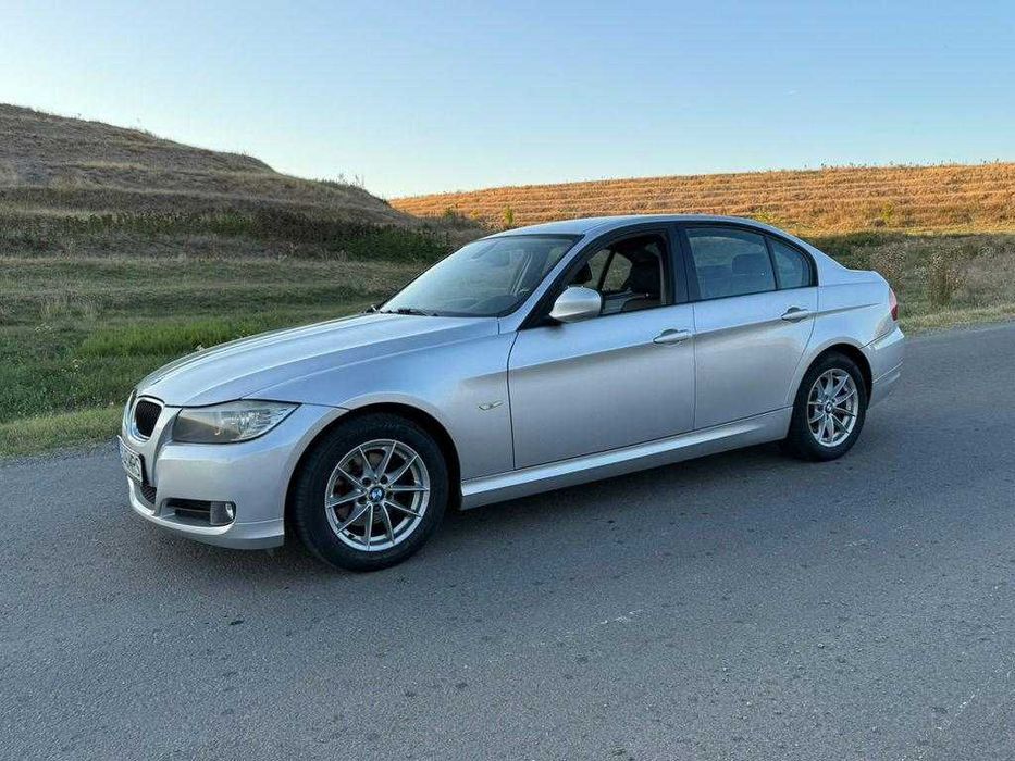 BMW E90 2.0d 2011 FaceLift Automat Navi Mare Piele Pilot