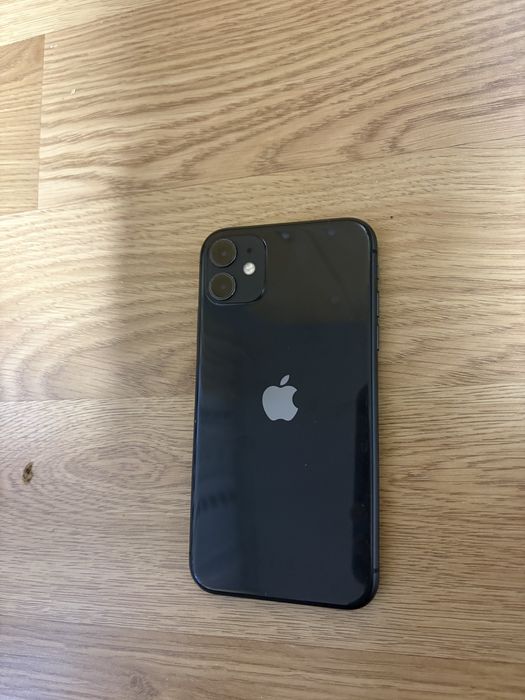 vand iphone 11..