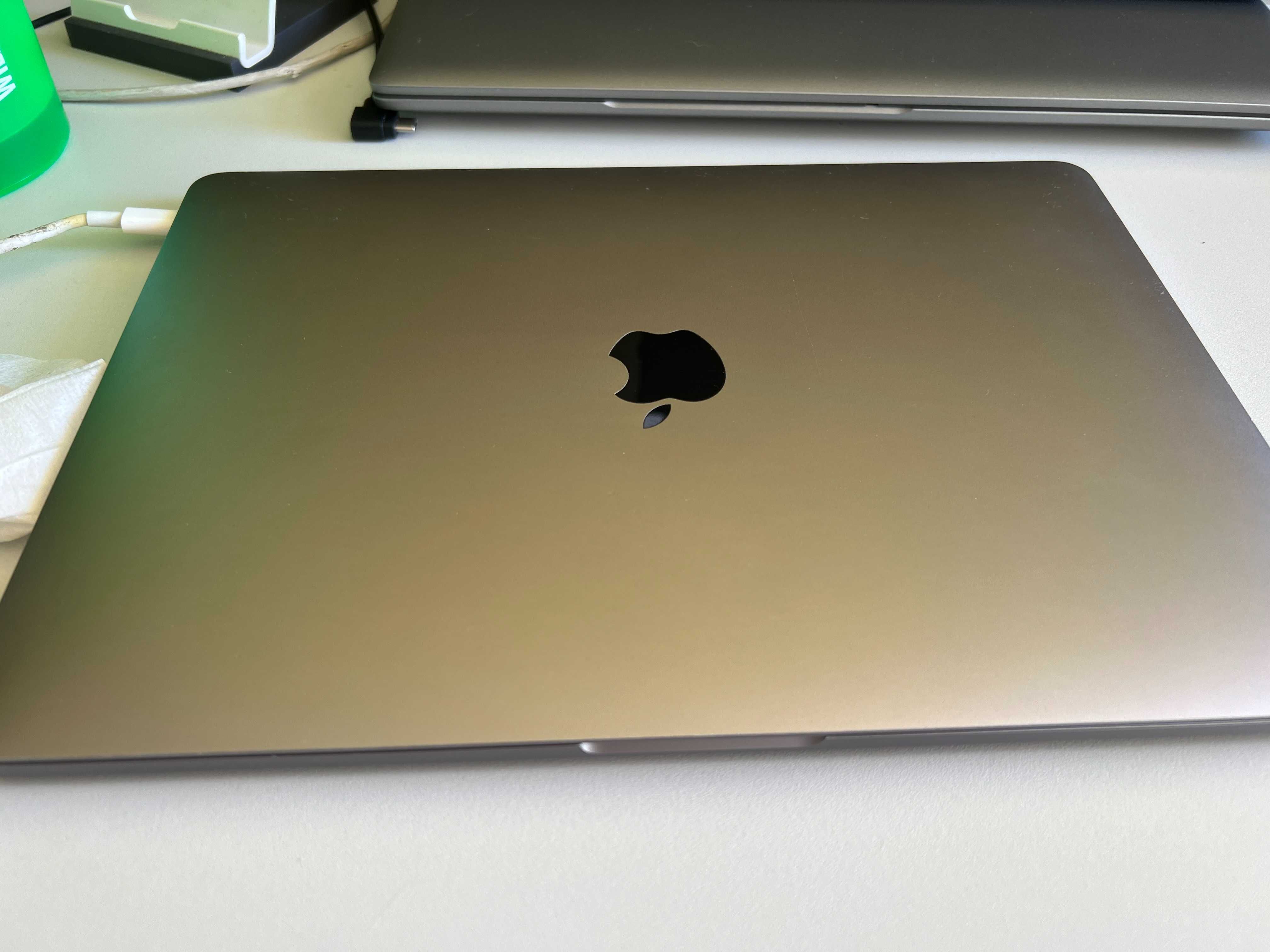 Apple MacBook Pro Retina 13 от 2017 iCore 5, 8 GB Ram, 128 GB SSD