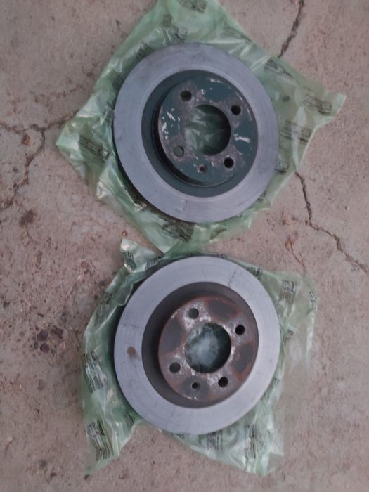 Продам тормозные диски на фольксваген