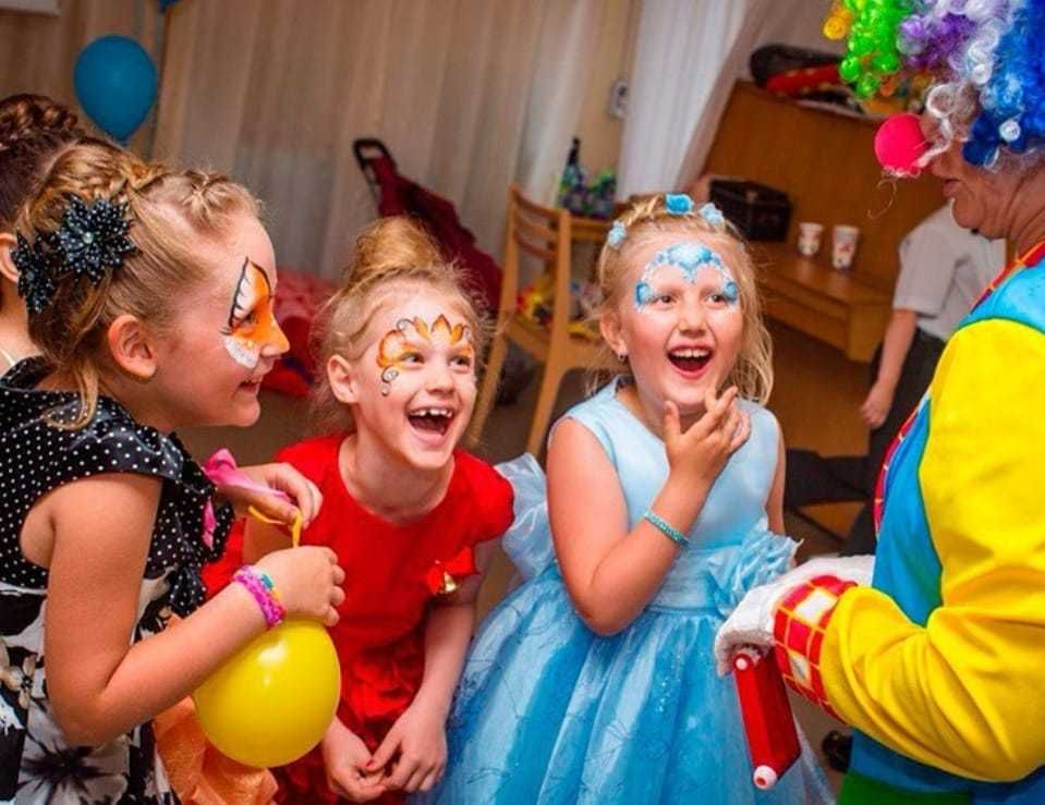 Animatori petreceri copii vata de zahar si popcorn decoratiuni chitila