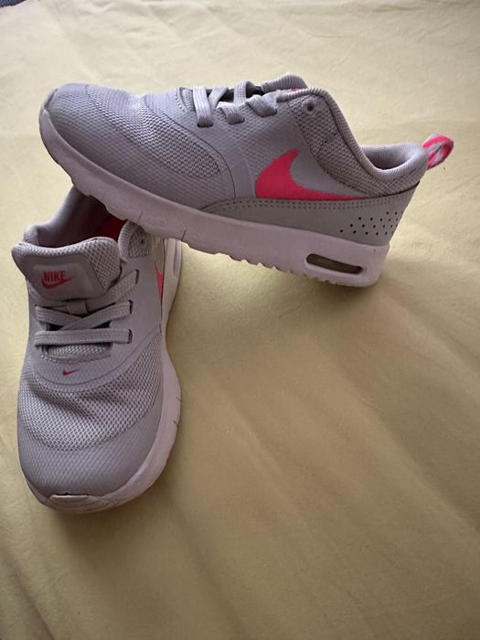 Маратонки nike