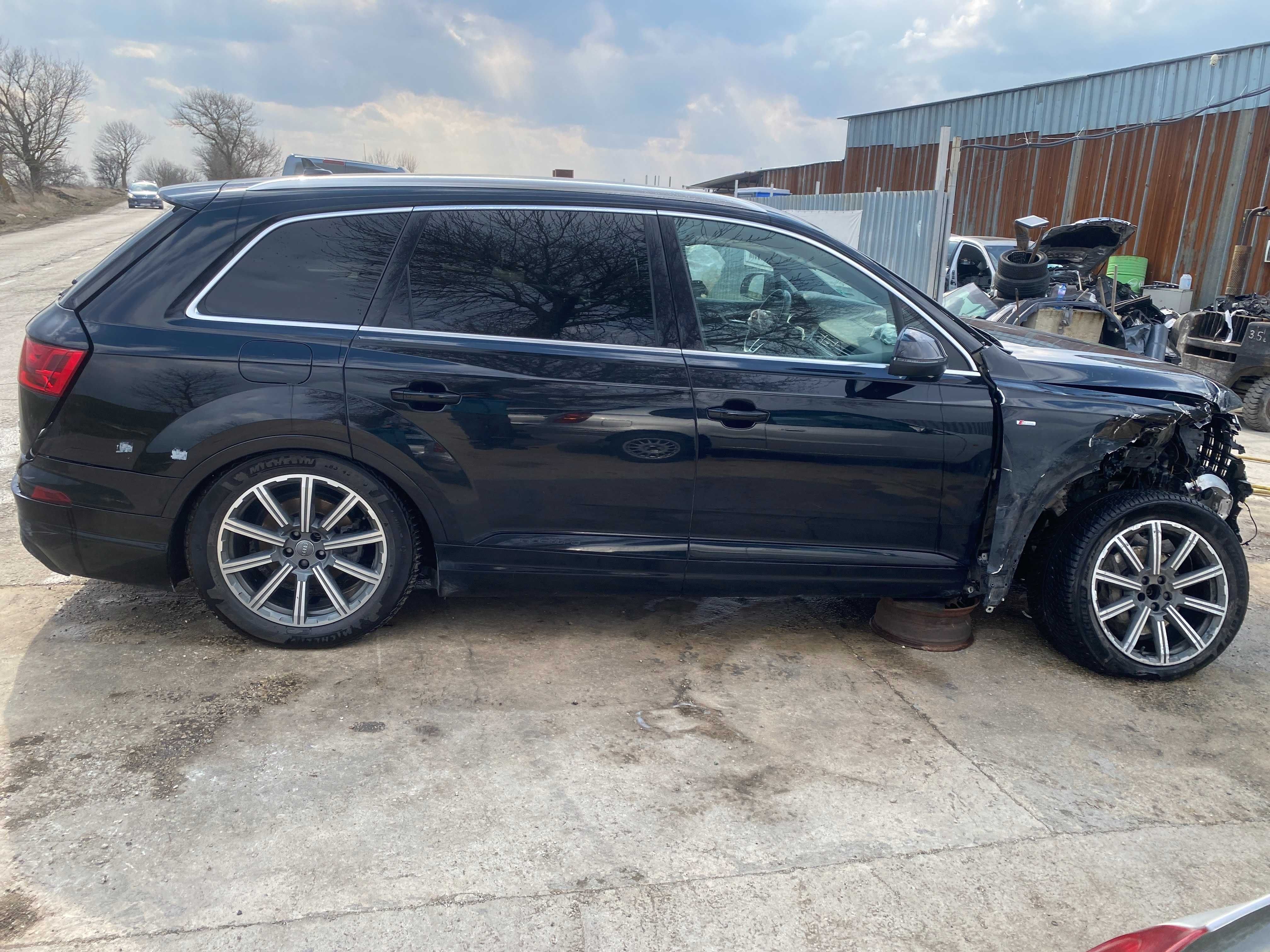 Audi Q7 S-line 3.0 TDI quattro, 272 ph.,2018, 153 000 km., engine CRTC