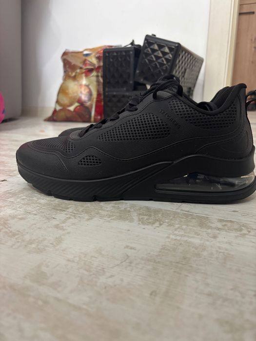 Маратонки Skechers air max